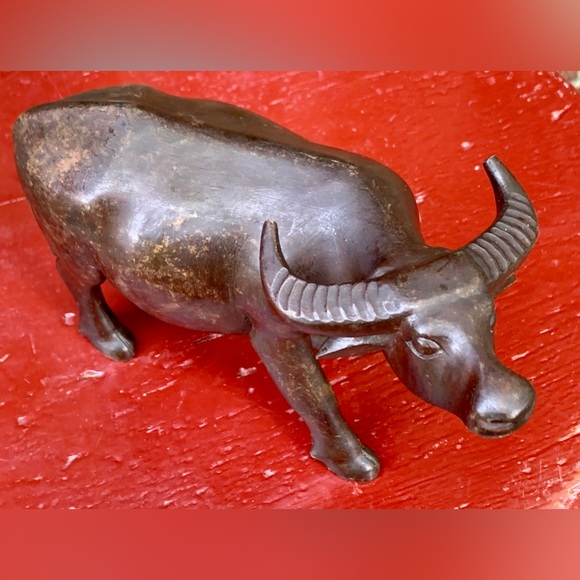 Vintage Artisan Hand Carved Thai Hardwood Antique Bull Ox Steer Figurine - Picture 10 of 16